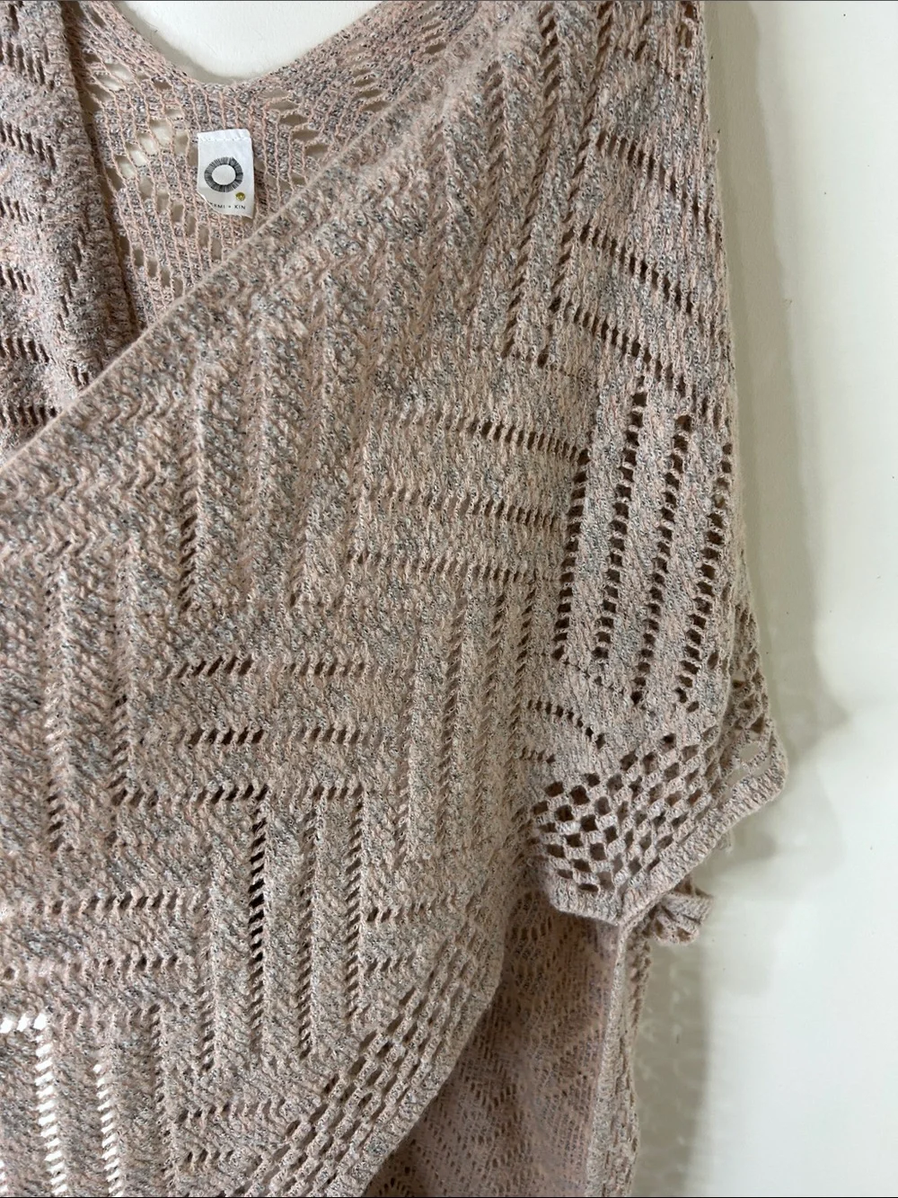 ANTHROPOLOGIE AKEMI + KIN Alva Wrap Tan Chevron Knit Fringe Poncho Cardigan OS
